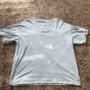 Nike SB Light Grayish/Blue Tee